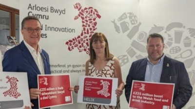 Professor David Lloyd, who will speak at this year's event, poses with Member of the Senedd Lesley Griffiths and Food Innovation Wales' Martin Jardine. Credit: Food & Drink Wales